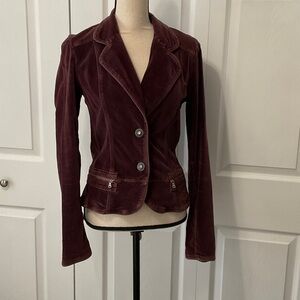 Guess Women's Deep Red/Purple Velvet Blazer, Small